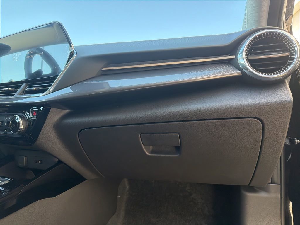 New 2026 Chevrolet Trax ACTIV w/ Sunroof Package FWD image 19