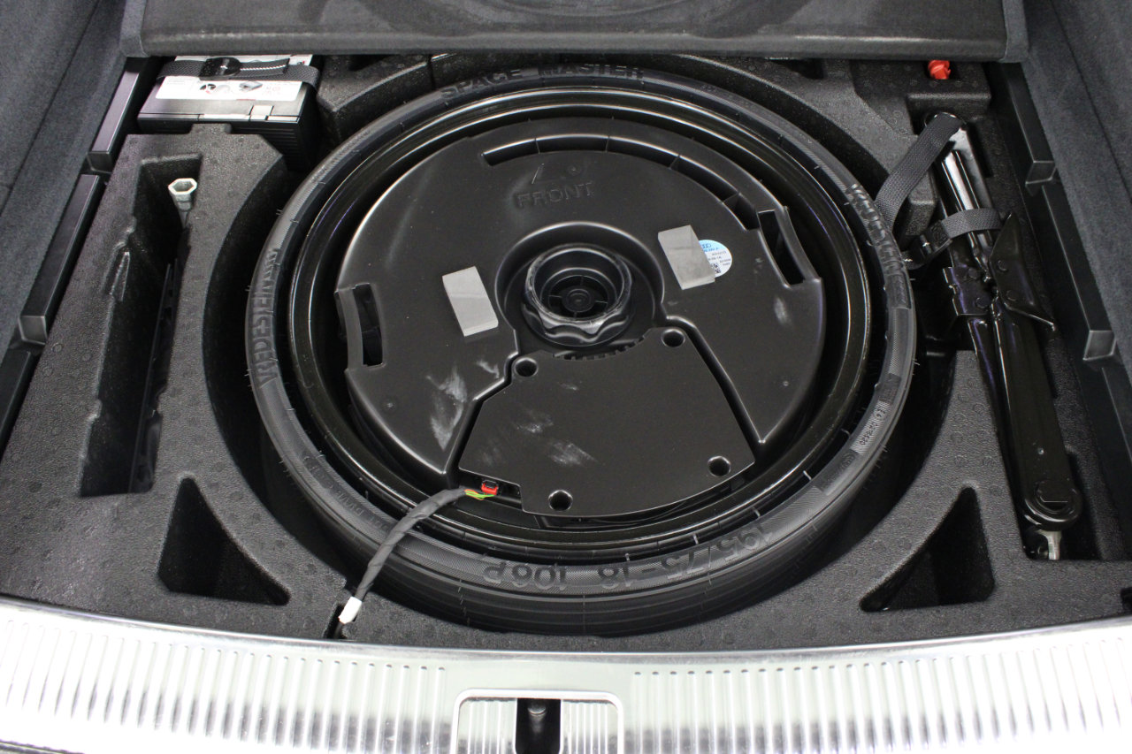 Used 2019 Audi SQ5 Premium Plus w/ Premium Plus Package image 86