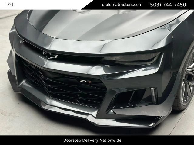 Used 2018 Chevrolet Camaro ZL1 RWD image 13