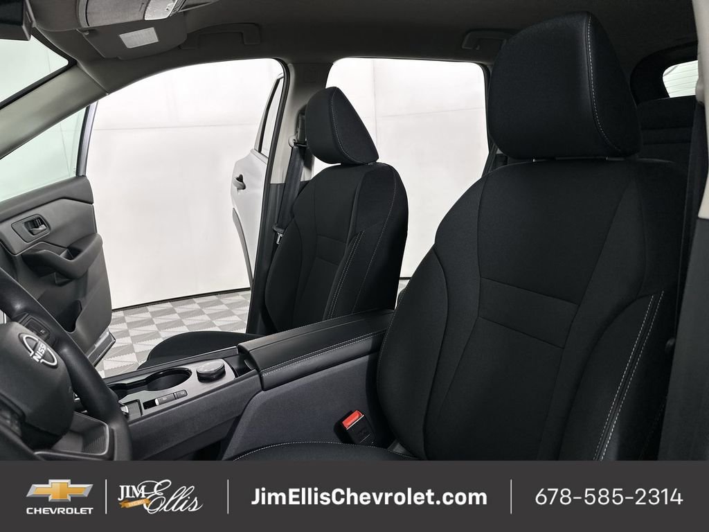 Used 2026 Nissan Rogue S image 18