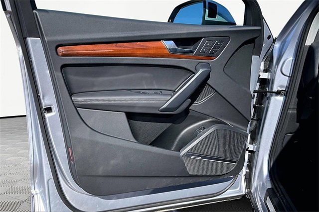 Used 2023 Audi Q5 2.0T Premium Plus w/ Premium Plus Package image 18