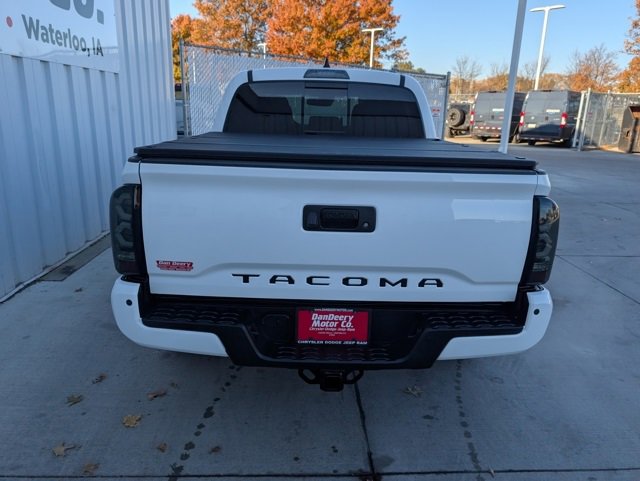 Used 2023 Toyota Tacoma TRD Off-Road image 24