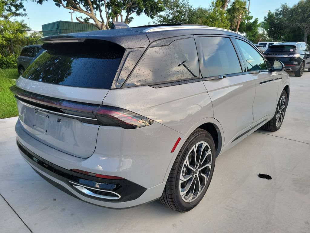 New 2026 Lincoln Nautilus Reserve AWD/4WD image 8