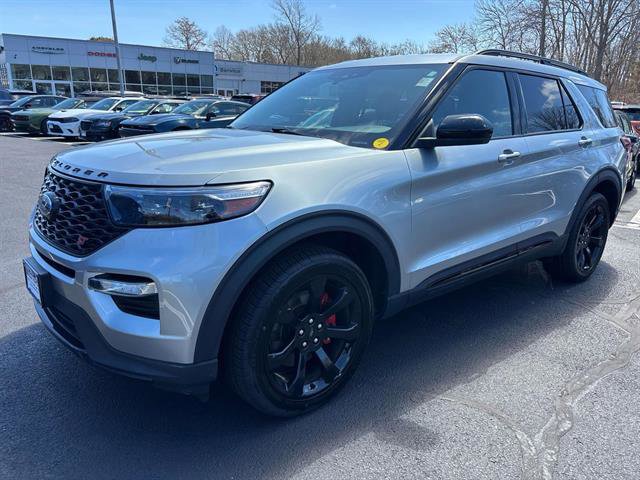 Used 2022 Ford Explorer ST w/ ST Street Pack image 7