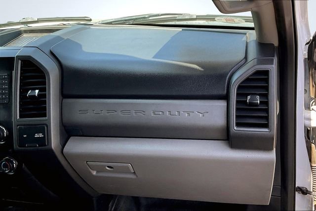 Certified 2019 Ford F350 XL w/ Power Equipment Group image 15