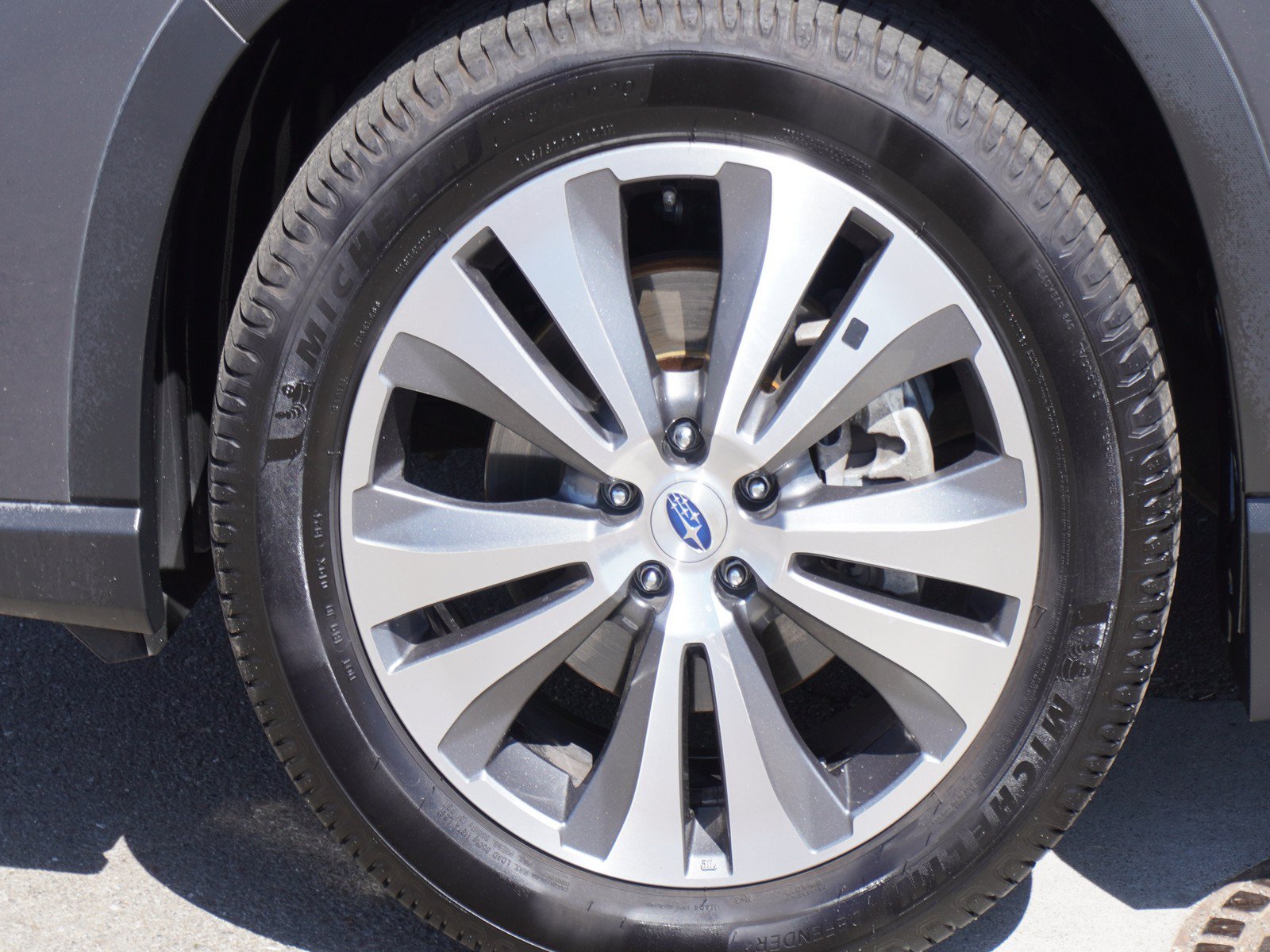 Used 2019 Subaru Ascent Touring AWD/4WD image 7