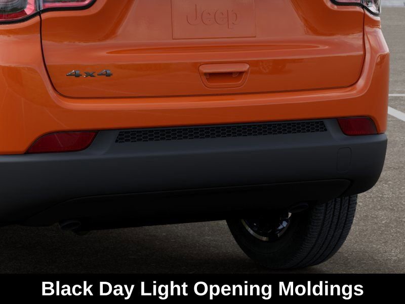 New 2026 Jeep Compass Altitude image 13