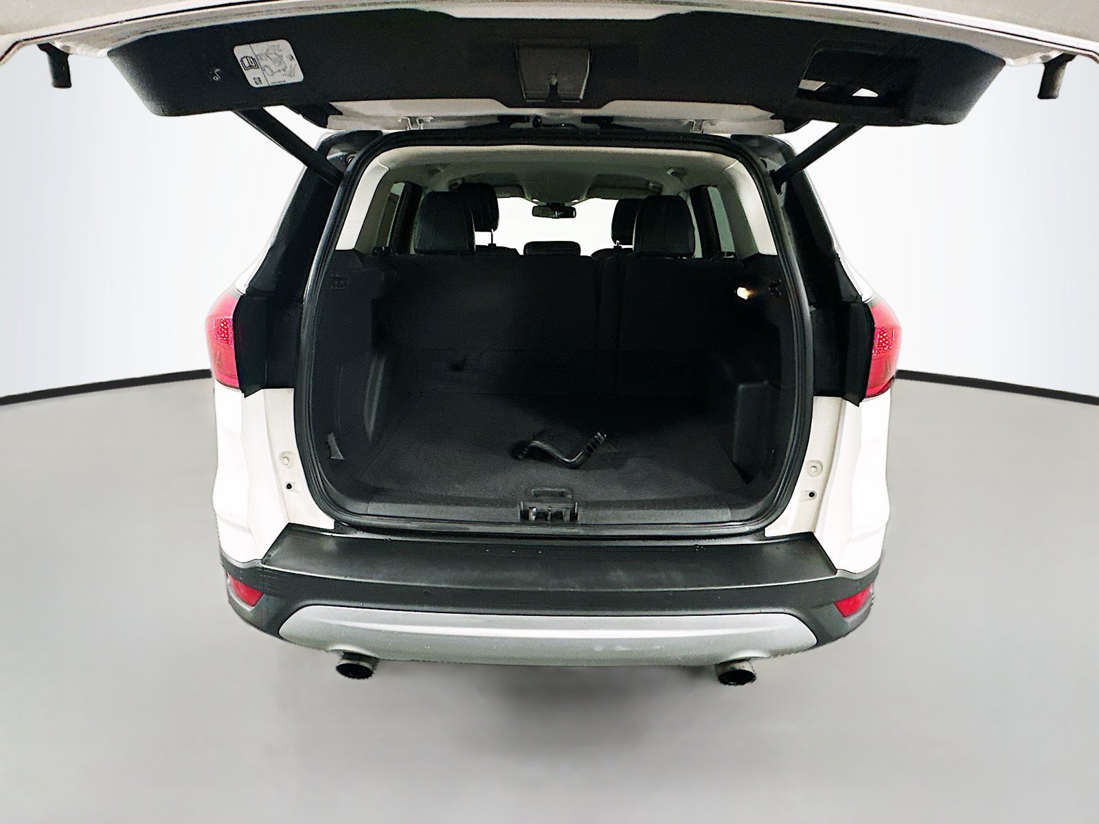 Used 2019 Ford Escape Titanium AWD/4WD image 24