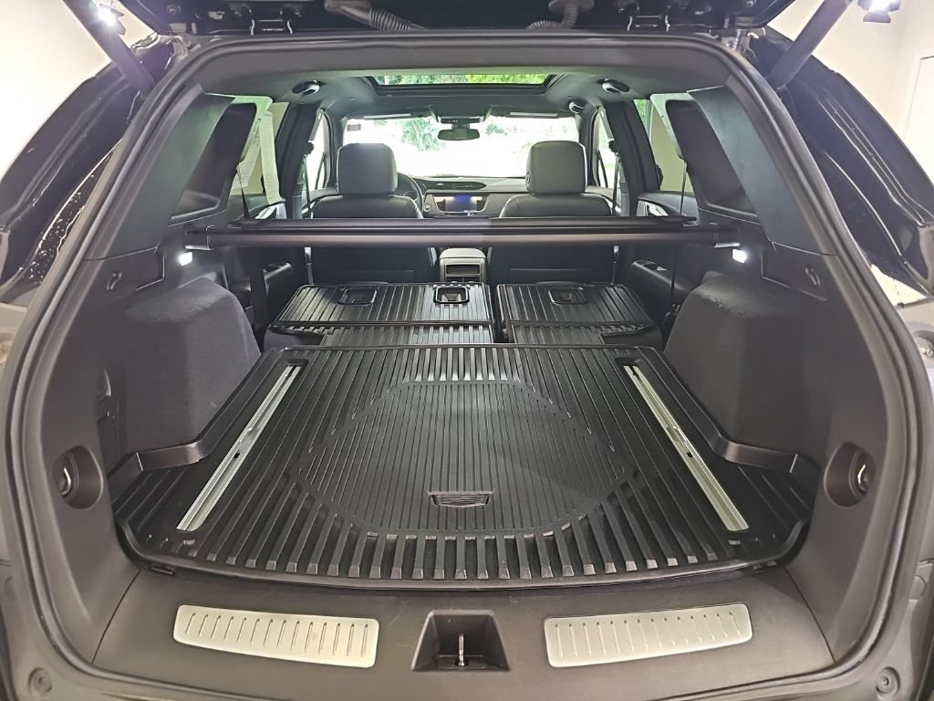 Used 2023 Cadillac XT5 Premium Luxury AWD/4WD image 16