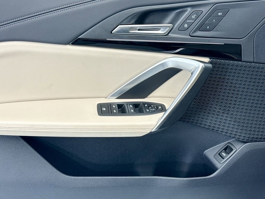 Certified 2025 BMW X1 xDrive28i w/ Technology Package image 21