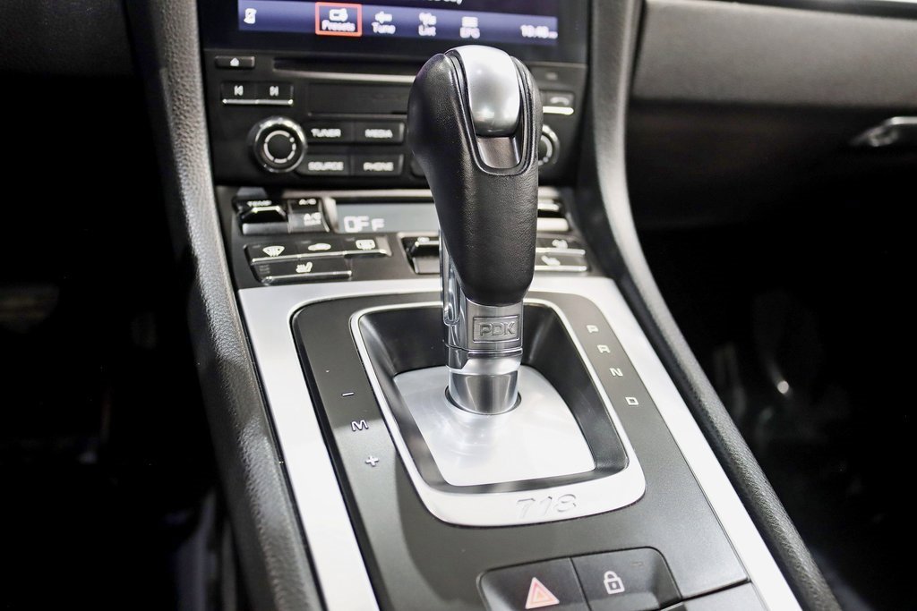 Used 2020 Porsche 718 Cayman image 24