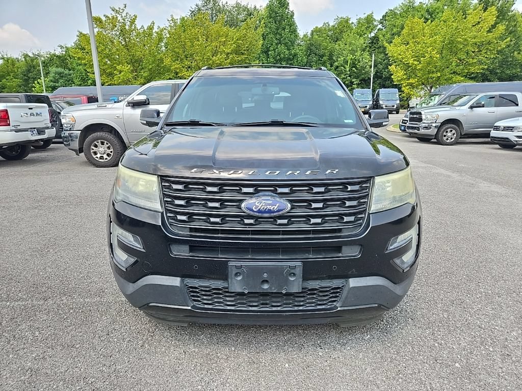 Used 2016 Ford Explorer Sport AWD/4WD image 2