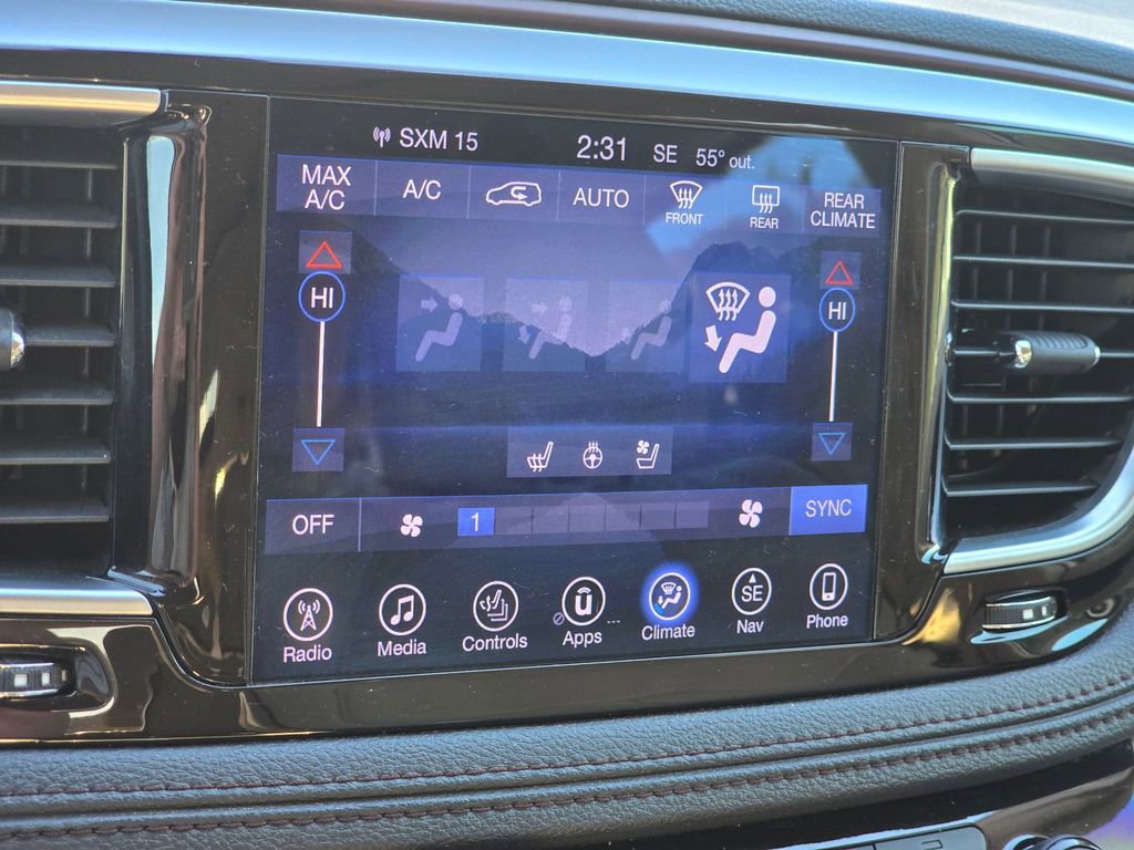 Used 2017 Chrysler Pacifica Limited w/ Tire & Wheel Group image 40