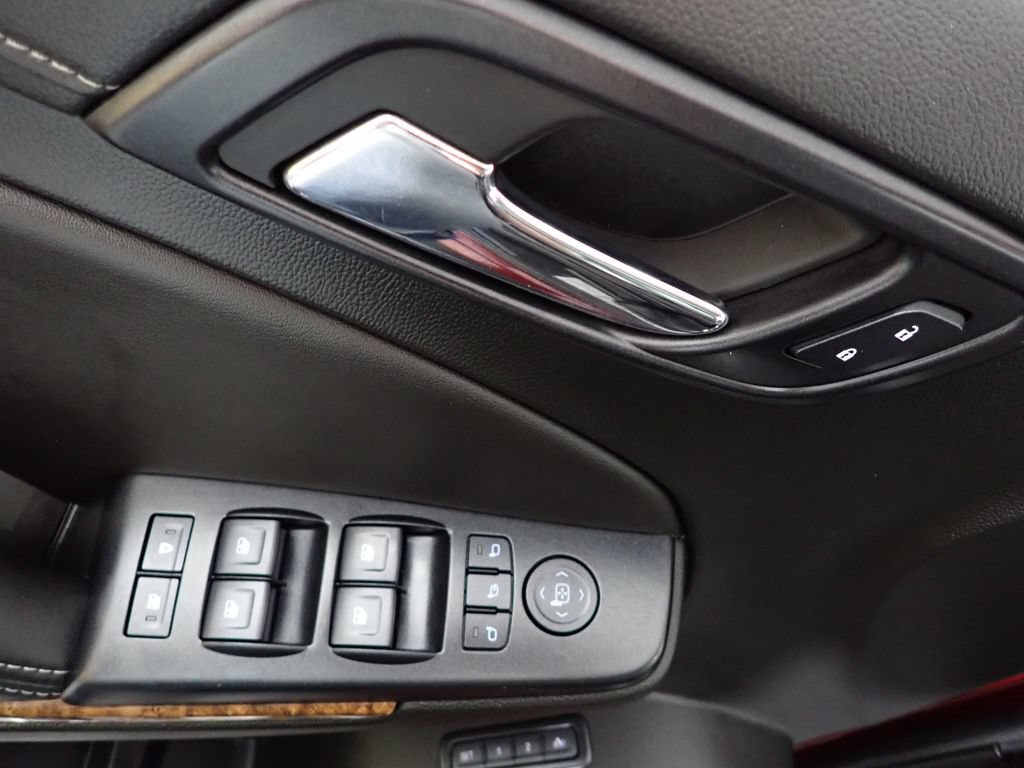 Used 2018 Chevrolet Tahoe Premier AWD/4WD image 25