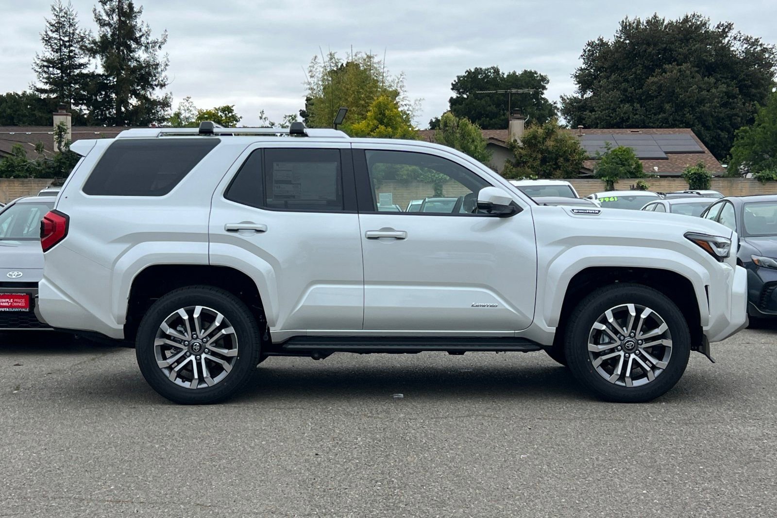 New 2026 Toyota 4Runner Limited AWD/4WD image 9