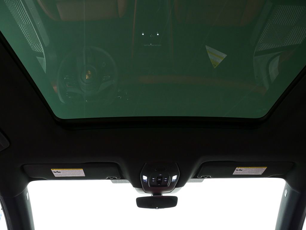 New 2026 Porsche Macan Electric image 20