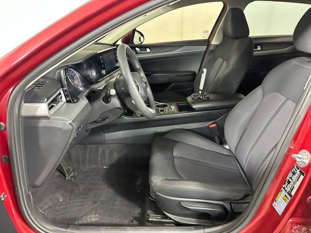 Used 2021 Kia K5 LX image 11