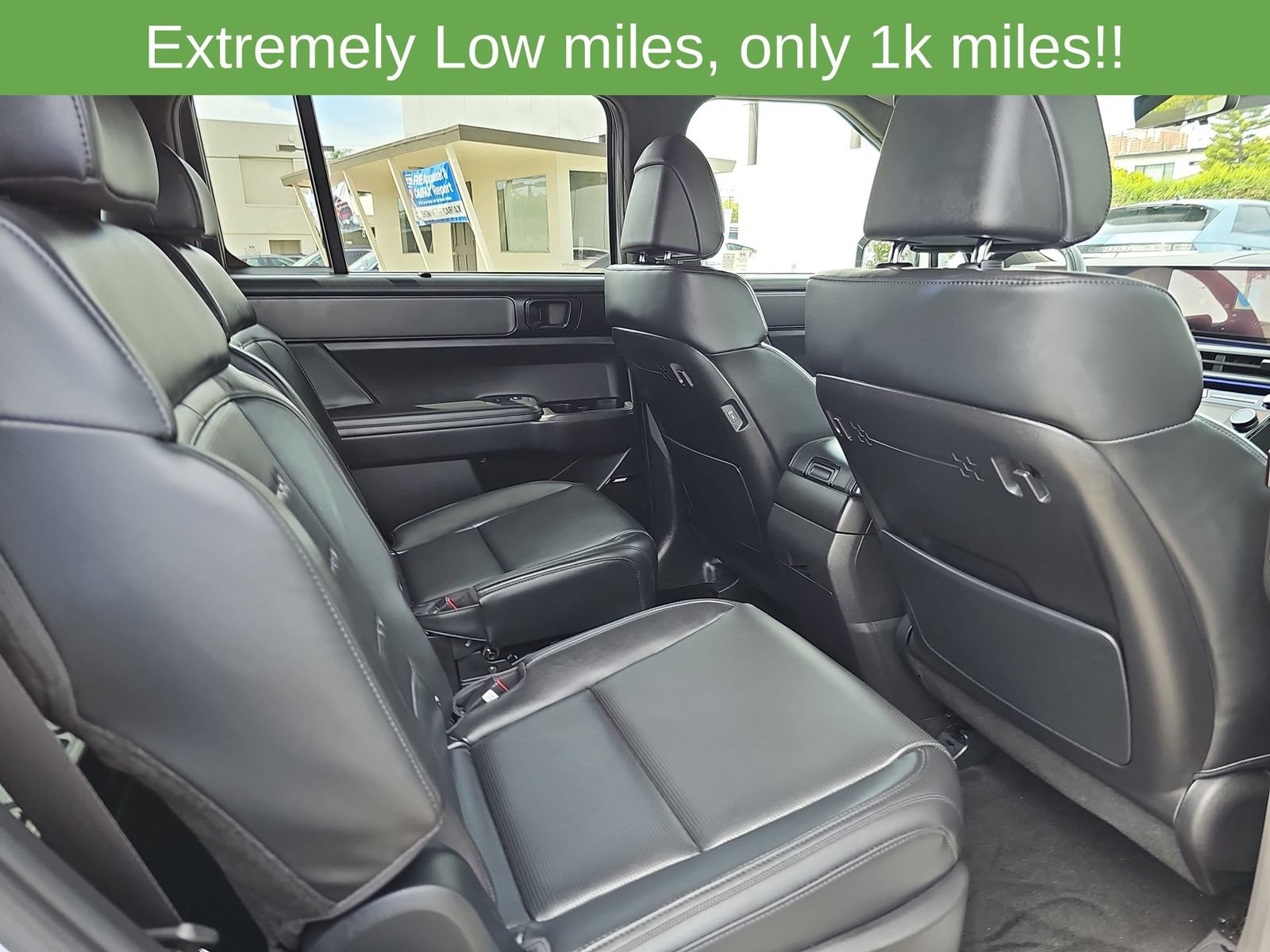 Used 2025 Hyundai Santa Fe Calligraphy FWD image 11
