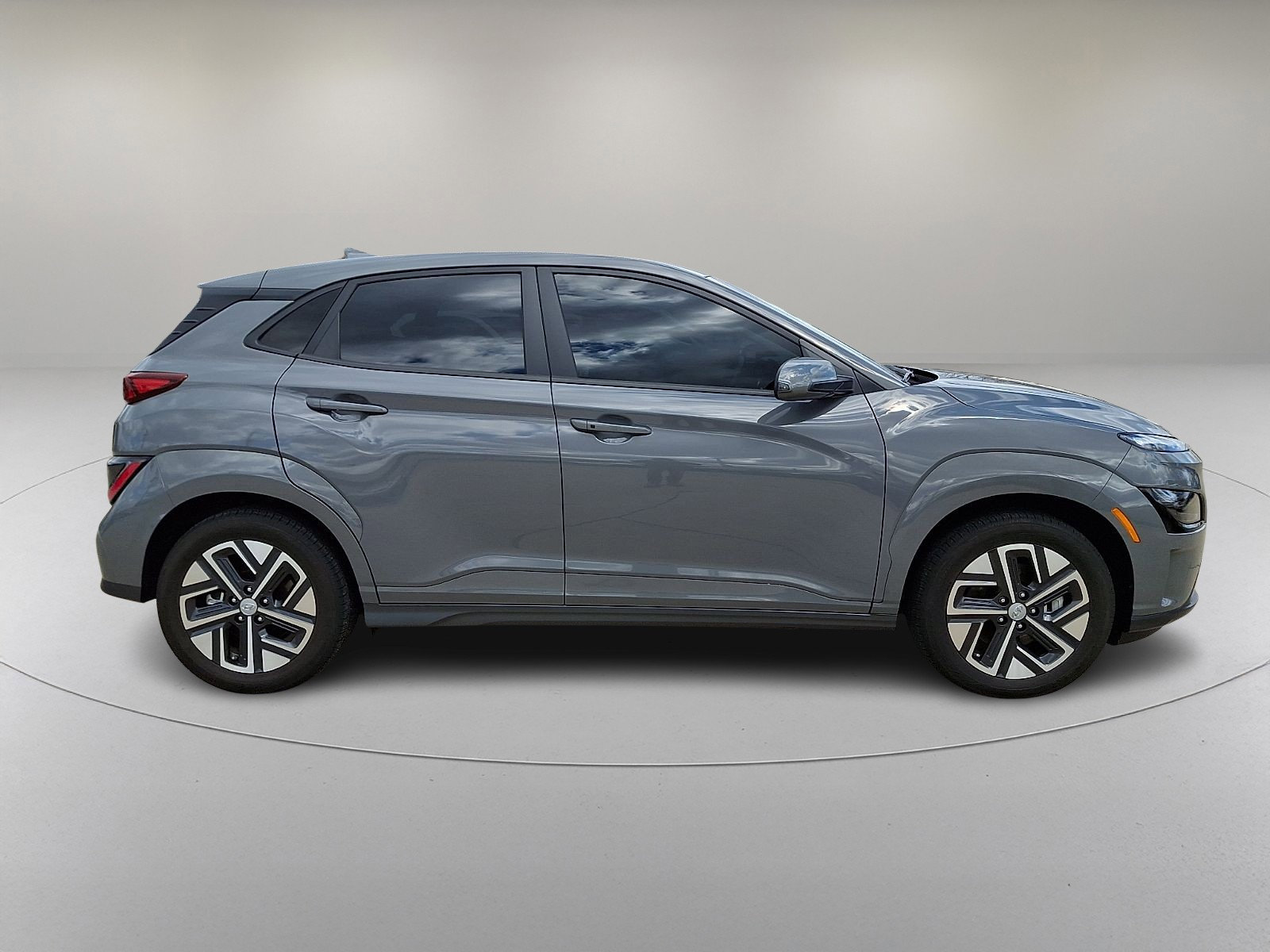 Certified 2023 Hyundai Kona SE w/ Cargo Package image 12