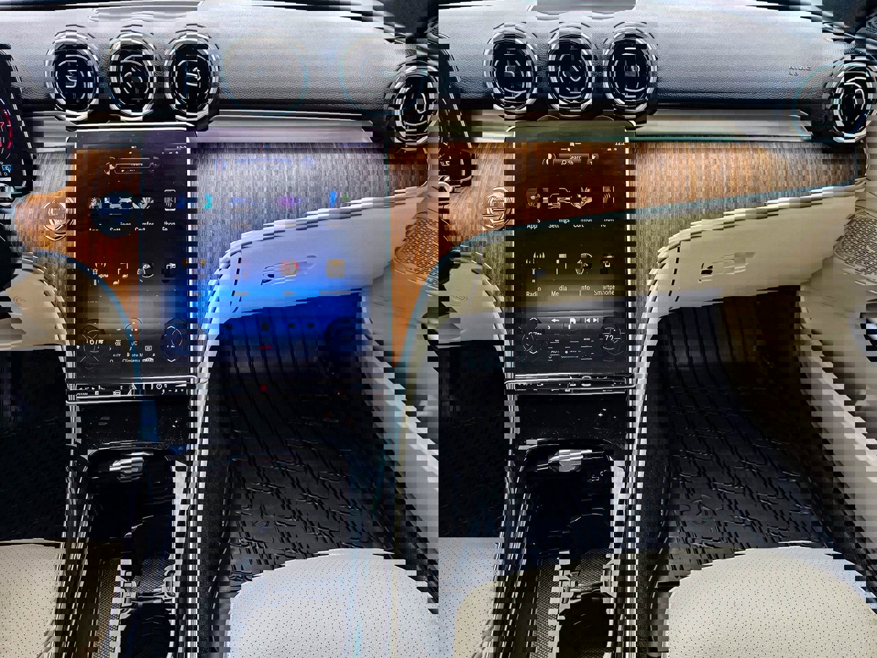 Used 2024 Mercedes-Benz C 300 4MATIC Sedan image 30