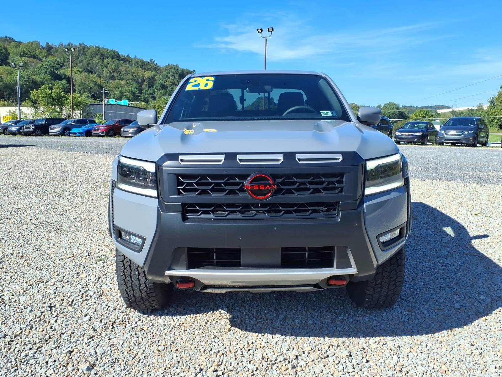 Used 2026 Nissan Frontier PRO-4X w/ Tow Package AWD/4WD image 2