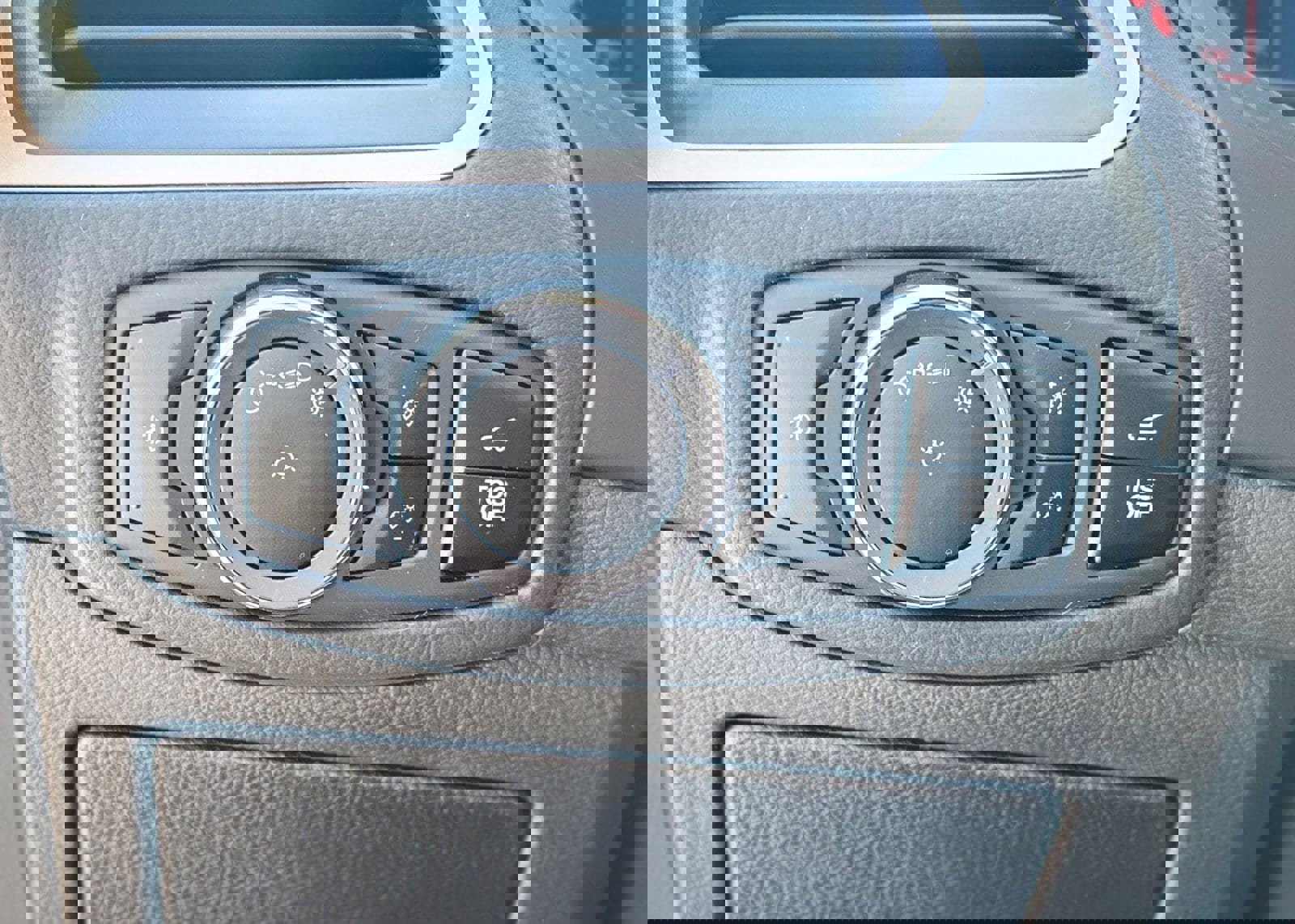 Certified 2024 Ford Edge SEL w/ Convenience Package image 31