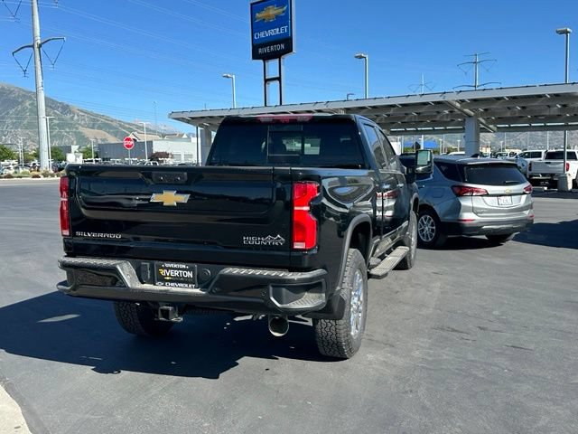 New 2026 Chevrolet Silverado 3500 High Country w/ High Country Premium Package AWD/4WD image 6