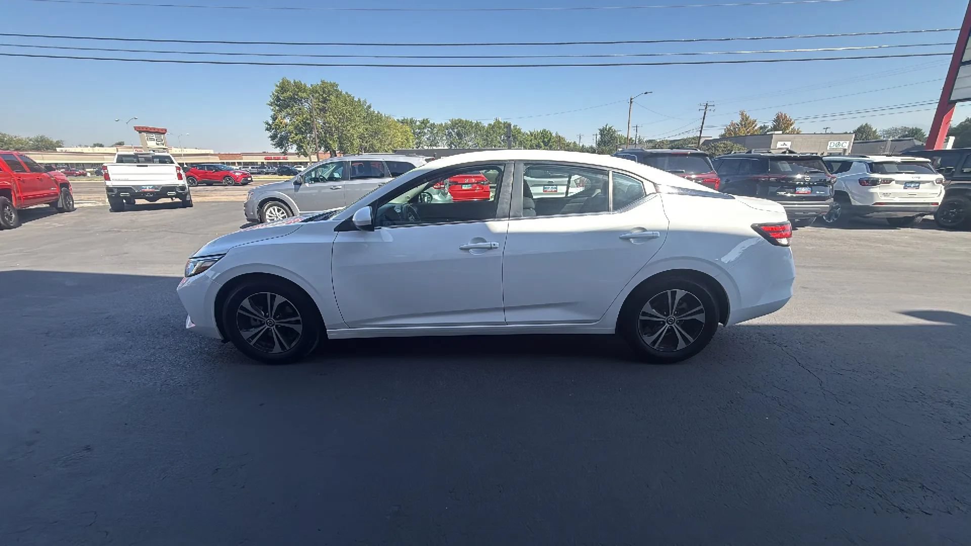 Used 2023 Nissan Sentra SV FWD image 3