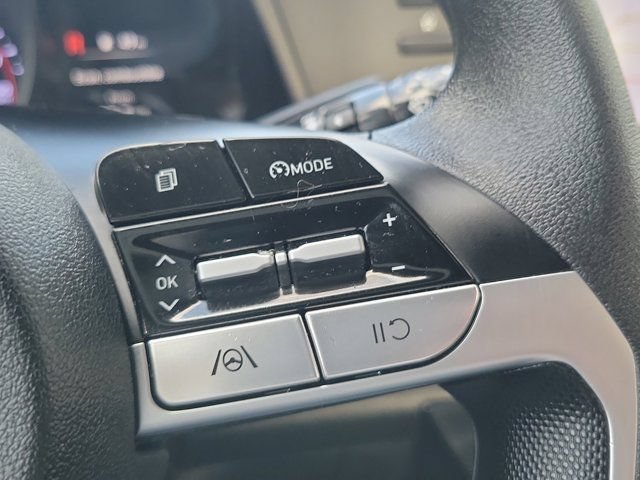 Used 2021 Hyundai Elantra SEL FWD image 26
