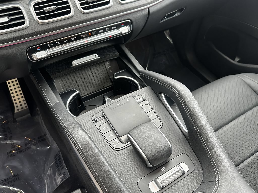 Certified 2026 Mercedes-Benz GLS 450 4MATIC image 32