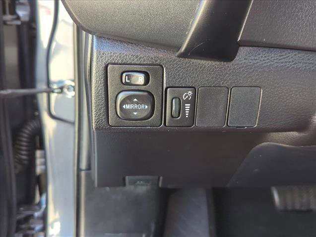 Used 2019 Toyota Corolla SE image 15