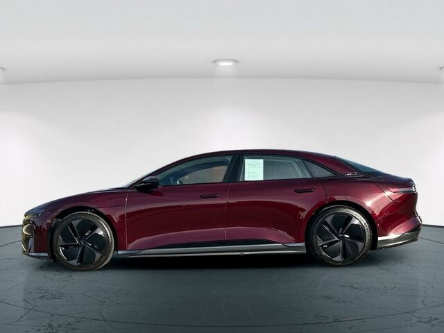 Used 2024 Lucid Air Touring image 3