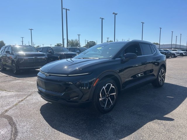 New 2026 Chevrolet Equinox EV LT image 7