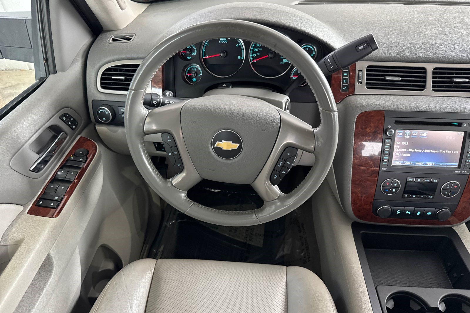 Used 2012 Chevrolet Silverado 2500 LTZ w/ LTZ Plus Package AWD/4WD image 18