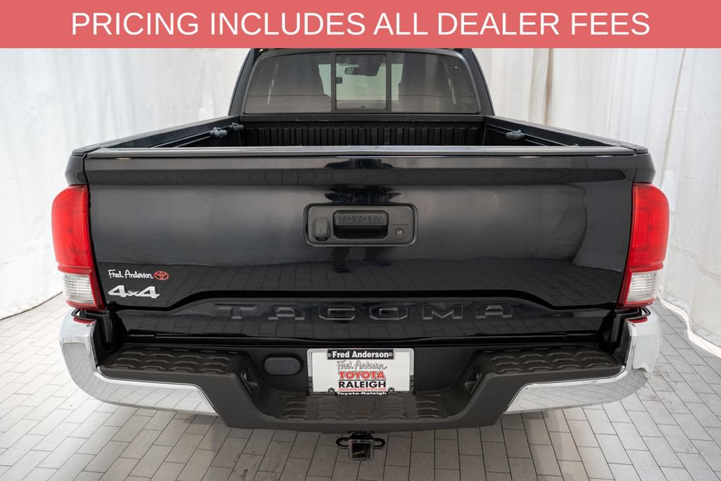 Used 2021 Toyota Tacoma SR5 w/ SR5 Appearance Package (SM) AWD/4WD image 4