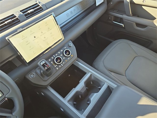 New 2025 Land Rover Defender 110 V8 image 16