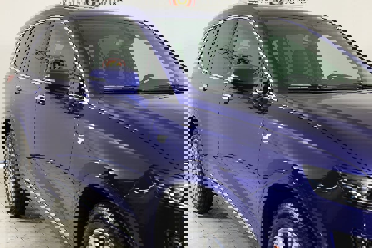 Used 2025 Cadillac XT6 Premium Luxury image 38