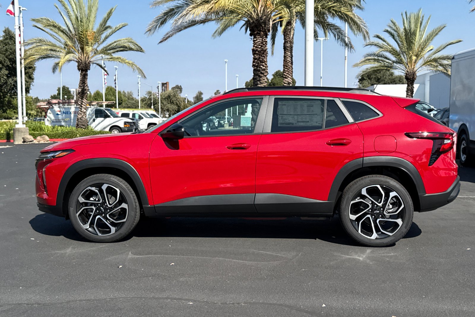 New 2026 Chevrolet Trax RS w/ Driver Confidence Package FWD image 6