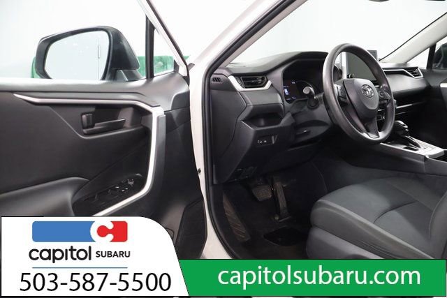 Used 2024 Toyota RAV4 LE image 10