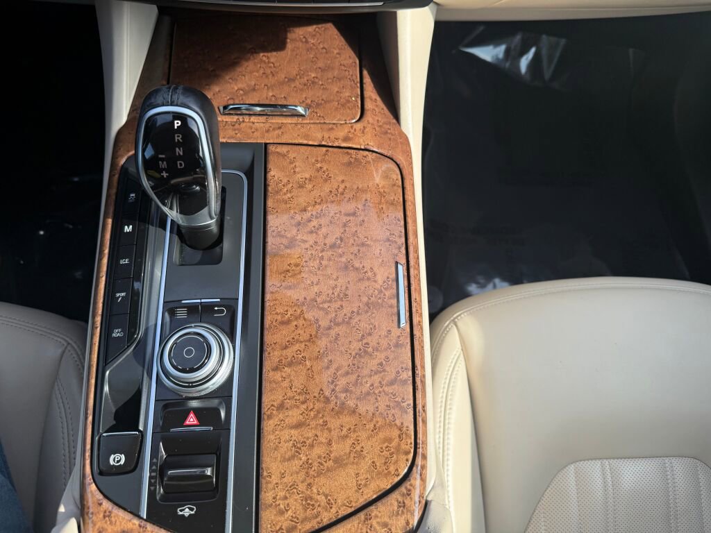 Used 2017 Maserati Levante S AWD/4WD image 21