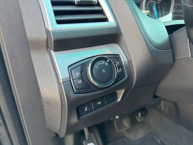 Used 2014 Ford Explorer XLT w/ Equipment Group 202A image 21