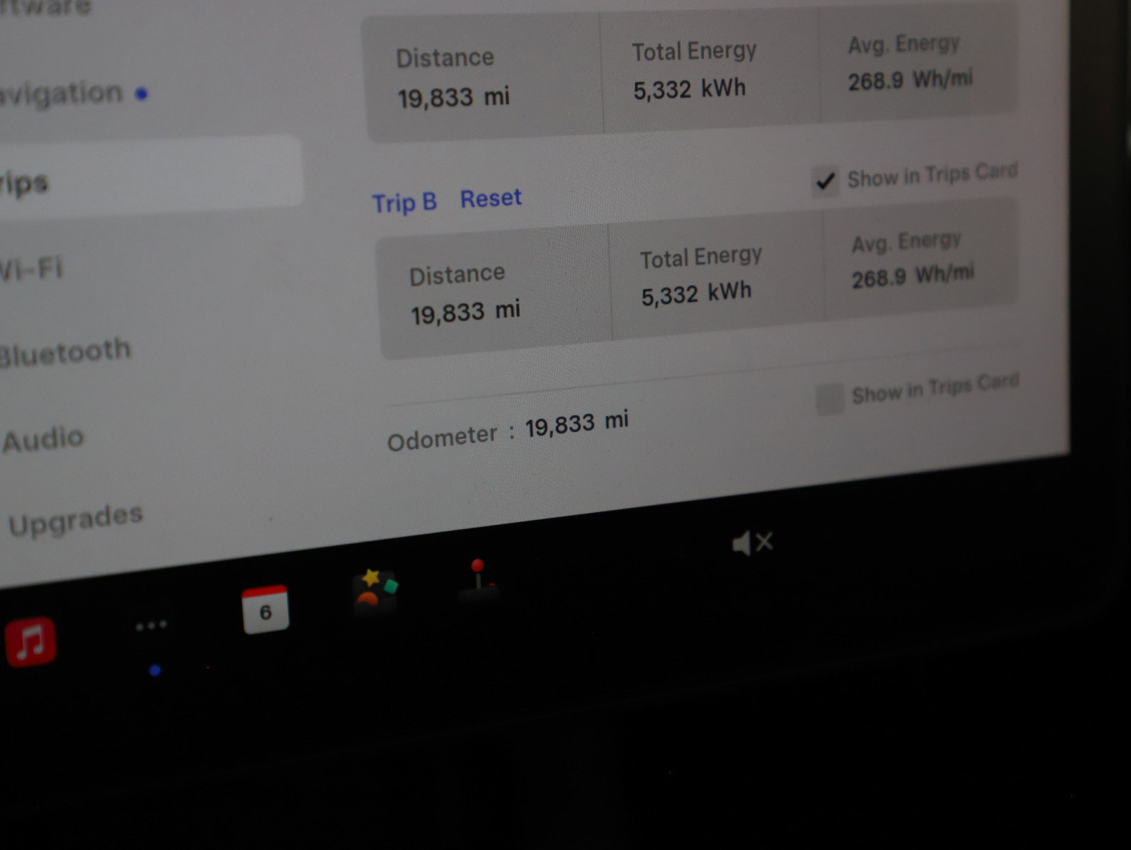 Used 2025 Tesla Model Y Long Range image 25