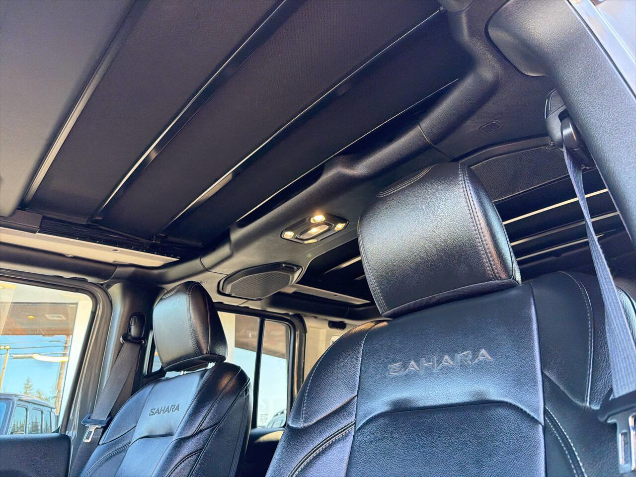 Used 2021 Jeep Wrangler Unlimited Sahara w/ Cold Weather Group image 33