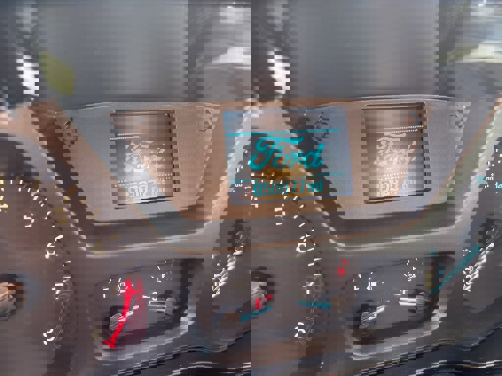 Used 2017 Ford Transit 150 XL image 34