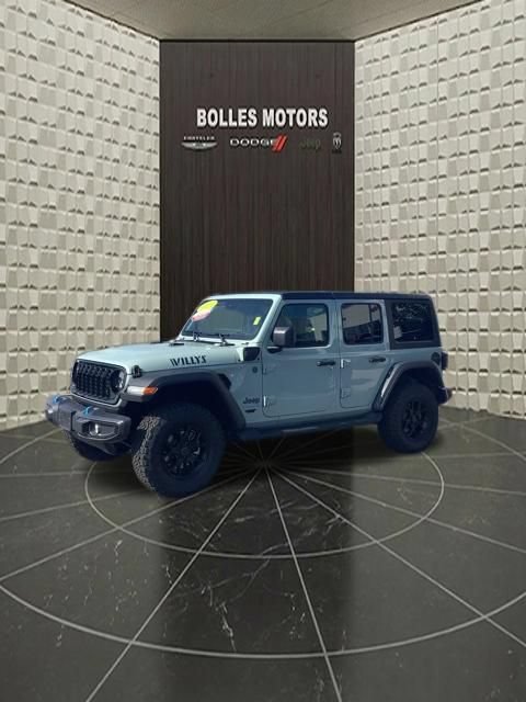 Certified 2024 Jeep Wrangler Unlimited AWD/4WD image 10