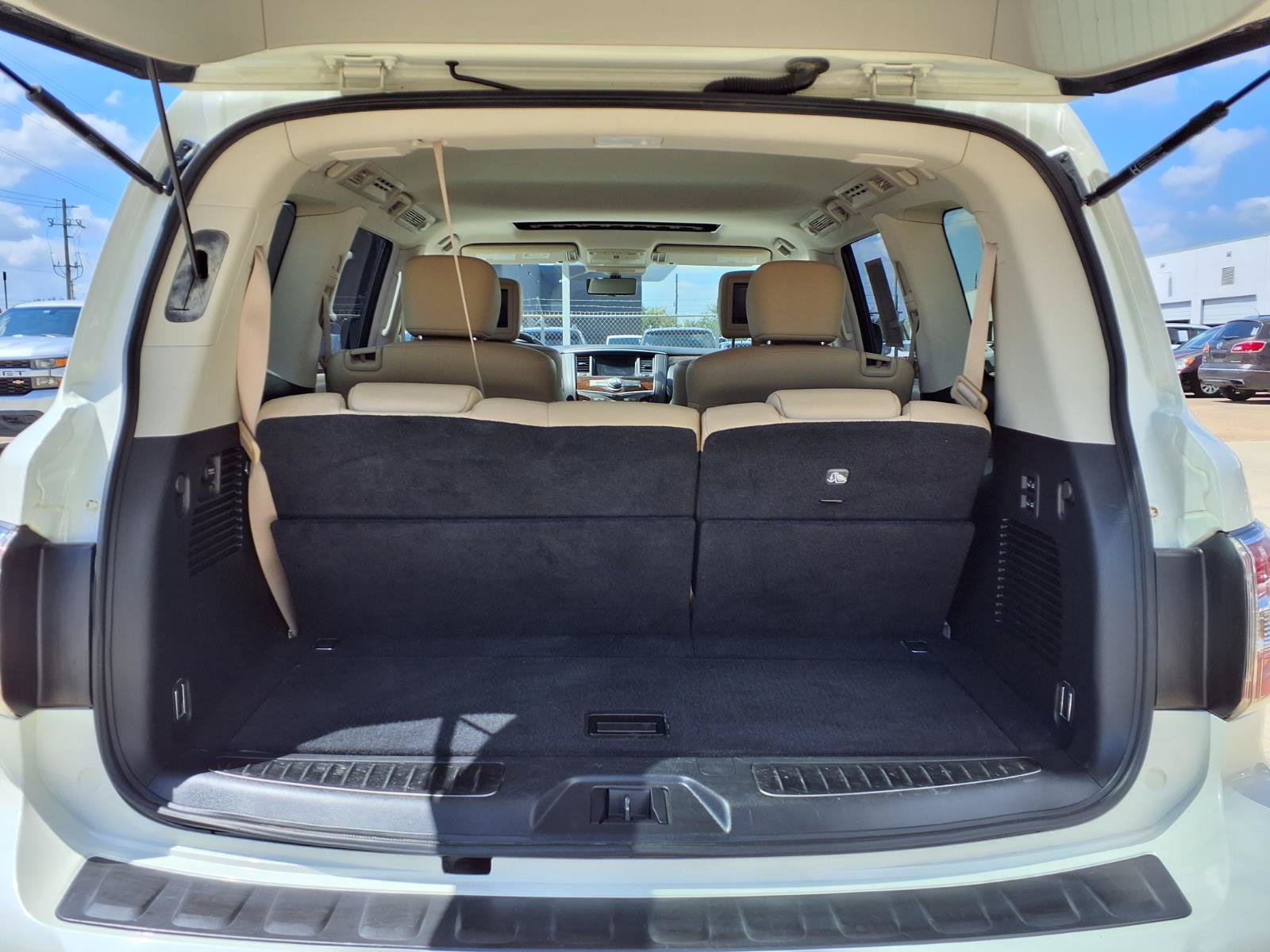 Used 2019 Nissan Armada Platinum w/ Captain's Chairs Package AWD/4WD image 27