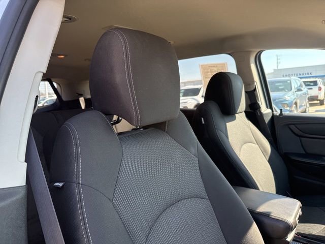 Used 2017 Chevrolet Traverse LT image 53