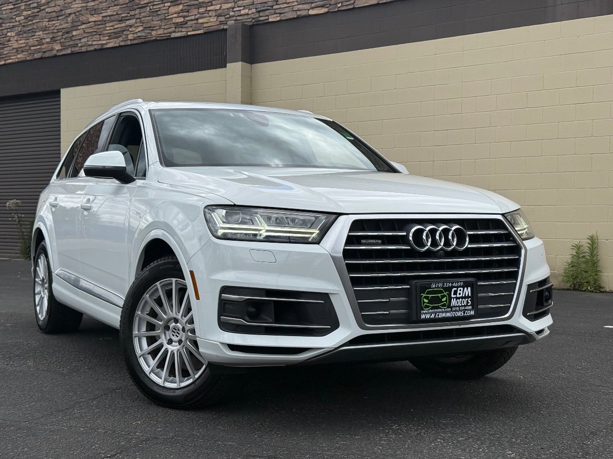 Used 2017 Audi Q7 3.0T Prestige AWD/4WD image 2