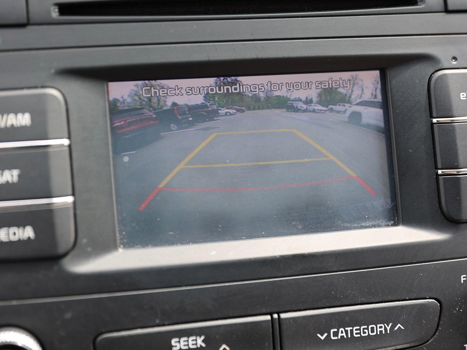 Used 2016 Kia Sedona LX w/ Option Group 020 FWD image 29