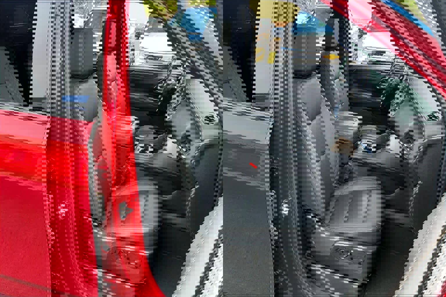 Certified 2024 Chevrolet Tahoe Z71 w/ Luxury Package AWD/4WD image 9